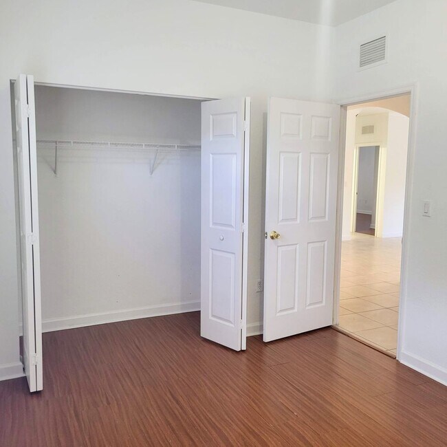 Building Photo - Single-story, 3/2.5 corner lot located near multiple FL Turnpike exits