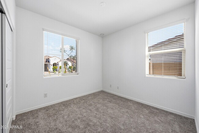 Building Photo - 14755 W Soft Wind Dr