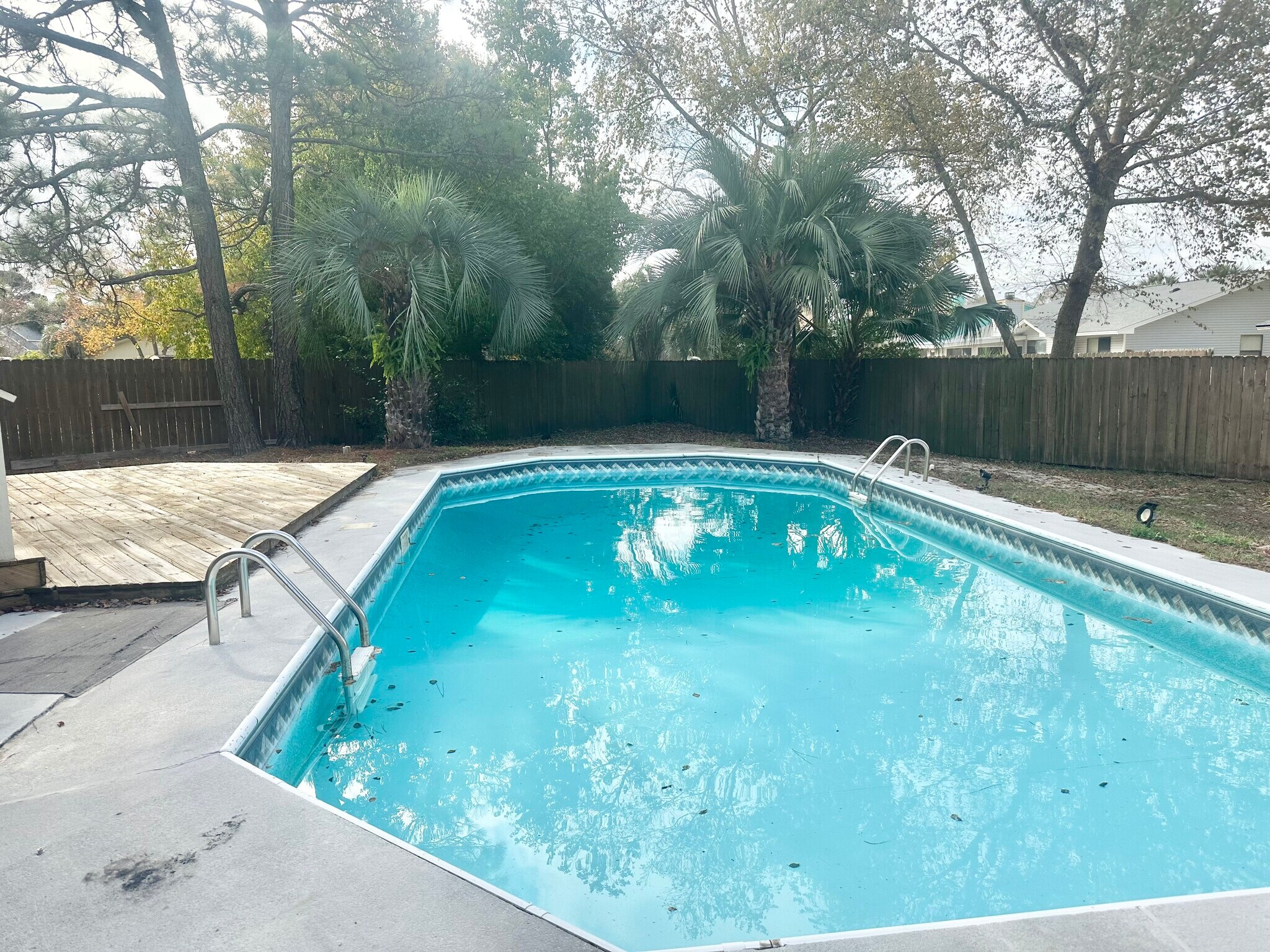 Owner maintained pool. - 1110 Airport Rd