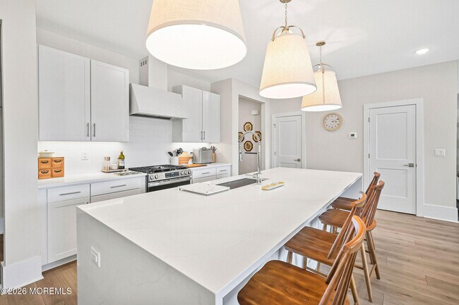 Building Photo - 4039 Heron Dr