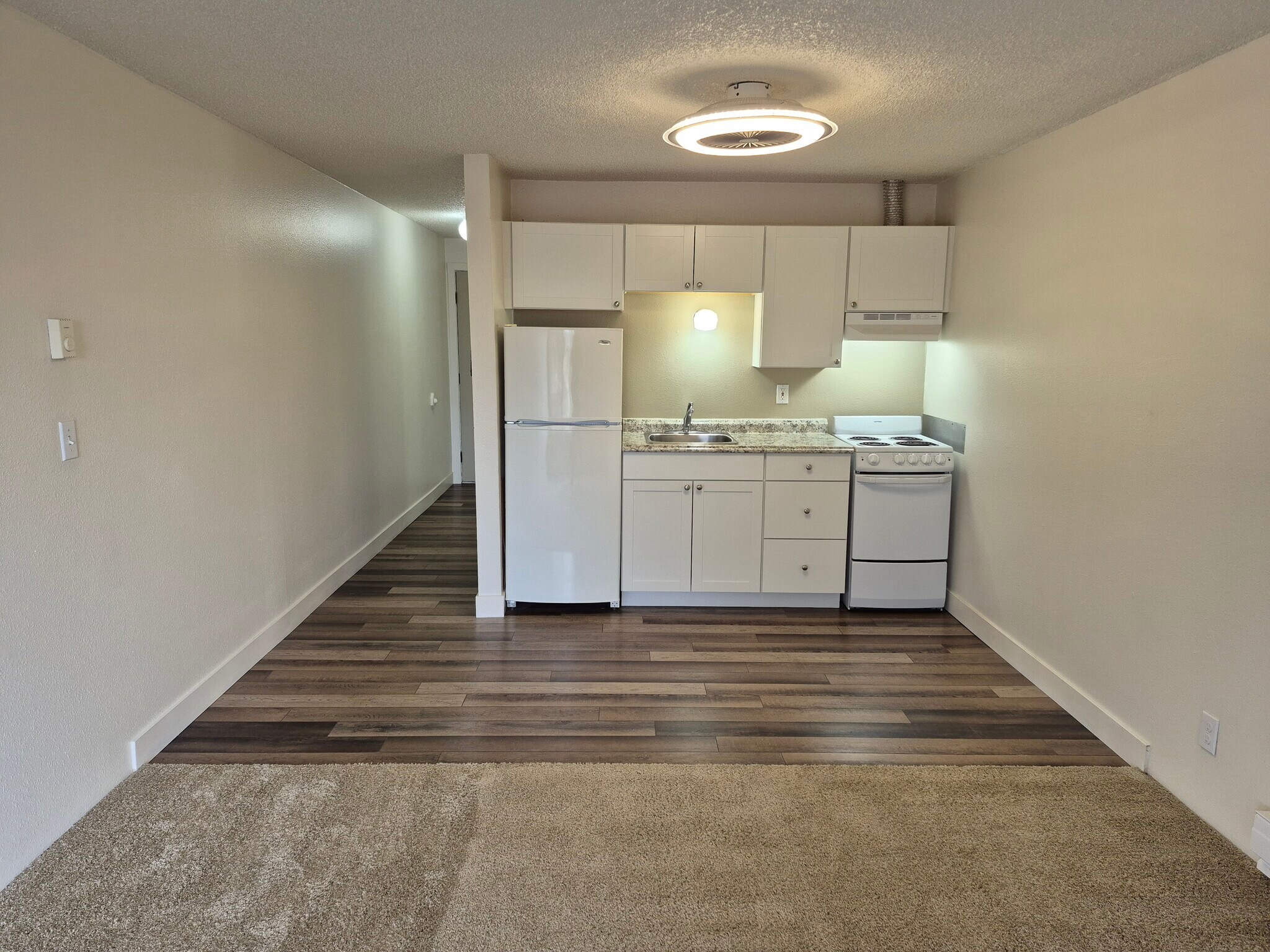 Building Photo - 2405 NW Irving St