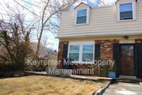 Building Photo - 1806 Palmer Park Rd