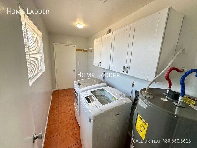 Building Photo - 17445 N 16th Ln