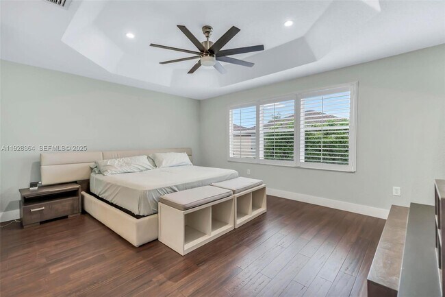 Building Photo - 16437 SW 28th St