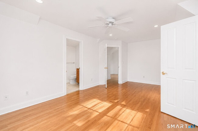Building Photo - 55 Southport Ridge