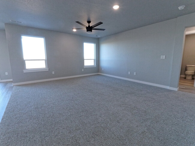 Building Photo - 5126 E Sylvan Hart Dr