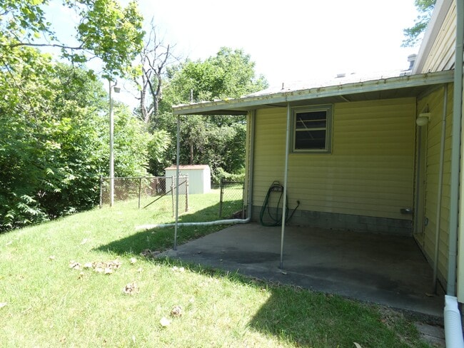 Building Photo - 8108 MO-9