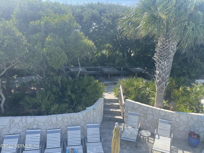 Building Photo - 204 Salt Grass Ct