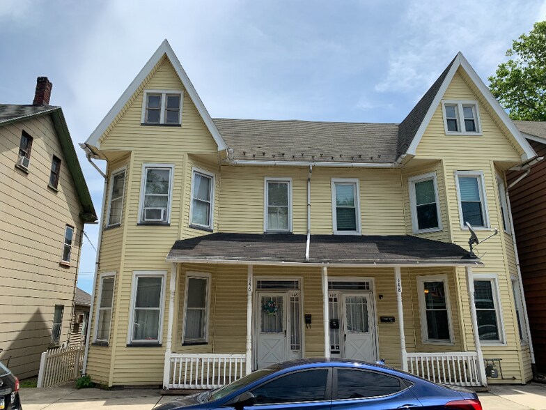 Building Photo - 148 S 17th St