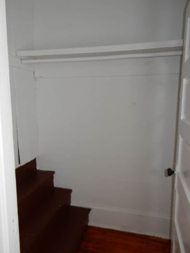 Building Photo - Spacious 3 BR home in Old SW, close to YMC...