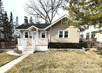 Building Photo - 2434 Cowper Ave