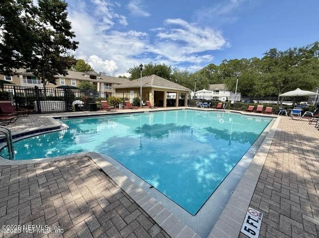 Building Photo - 6057 Maggies Cir