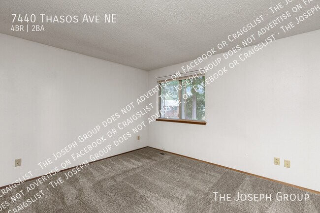 Building Photo - 7440 Thasos Ave NE