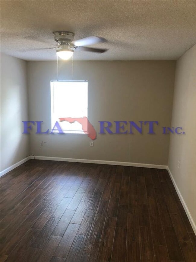 Building Photo - Coming soon...3/2 Single Family Home located in Deltona Lakes
