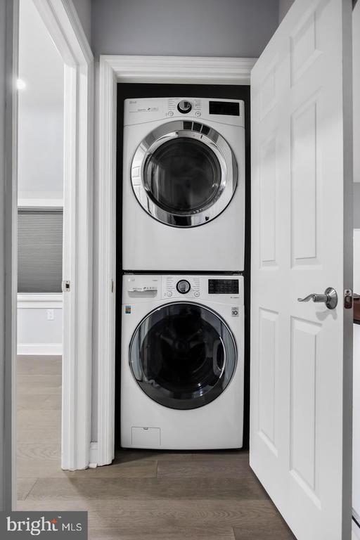 Building Photo - 17 Winchester Dr