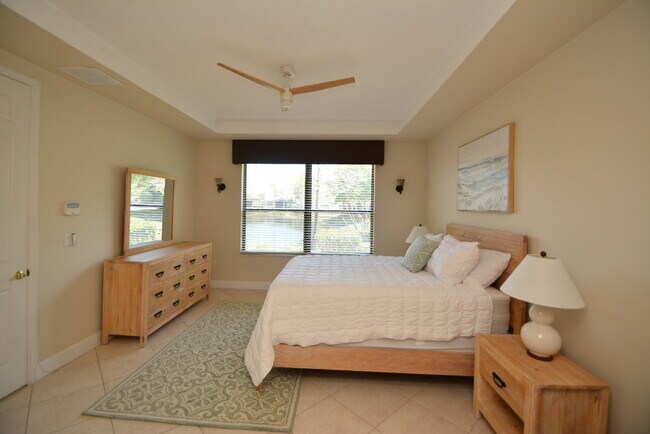 Building Photo - Furnished townhome! Located in Plantation ...