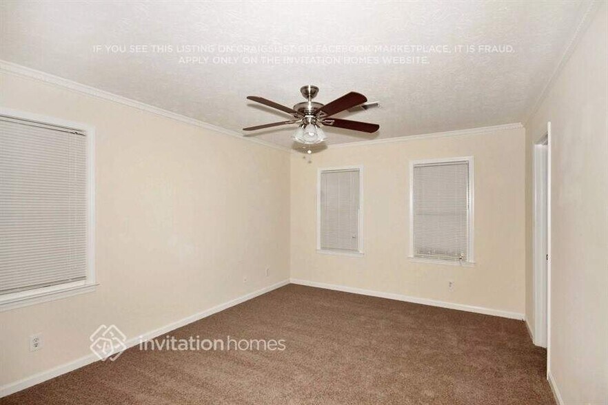 Building Photo - 4640 Mountain Creek Dr