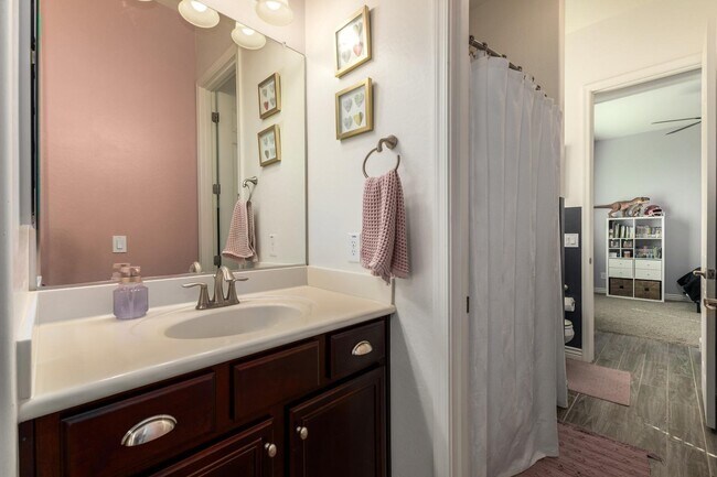 Building Photo - 26814 N 100th Ln