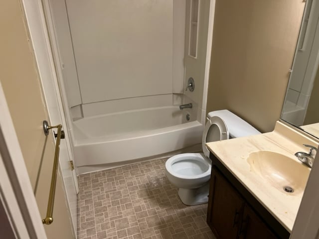 Building Photo - 946 Madison Ave