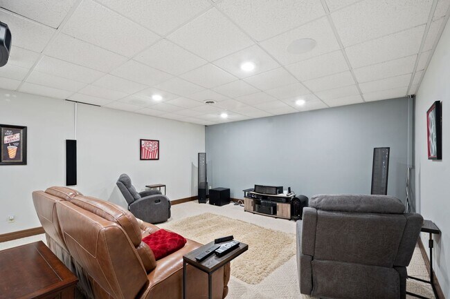 Building Photo - Executive-Level Rental Offering in SW Woodbury — Space, Privacy & High-End Finishes