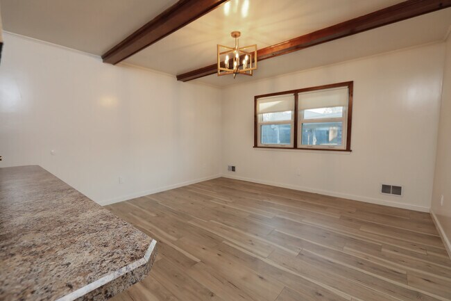 Building Photo - 2509 Paddock Ct