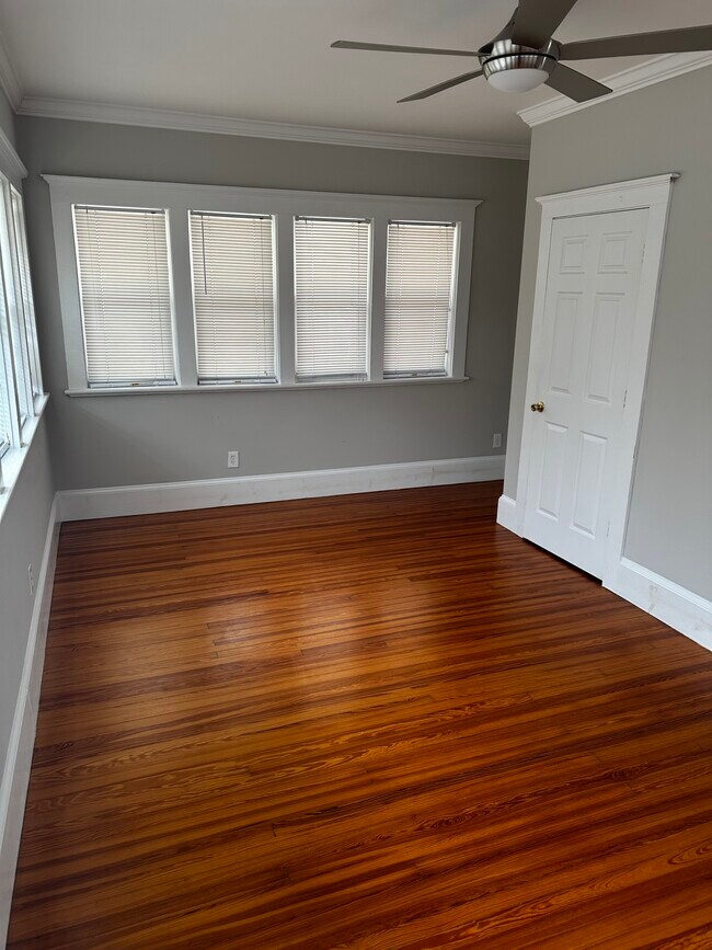 Building Photo - 2962 Park St