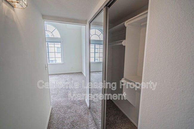 Building Photo - 18215 Flynn Dr