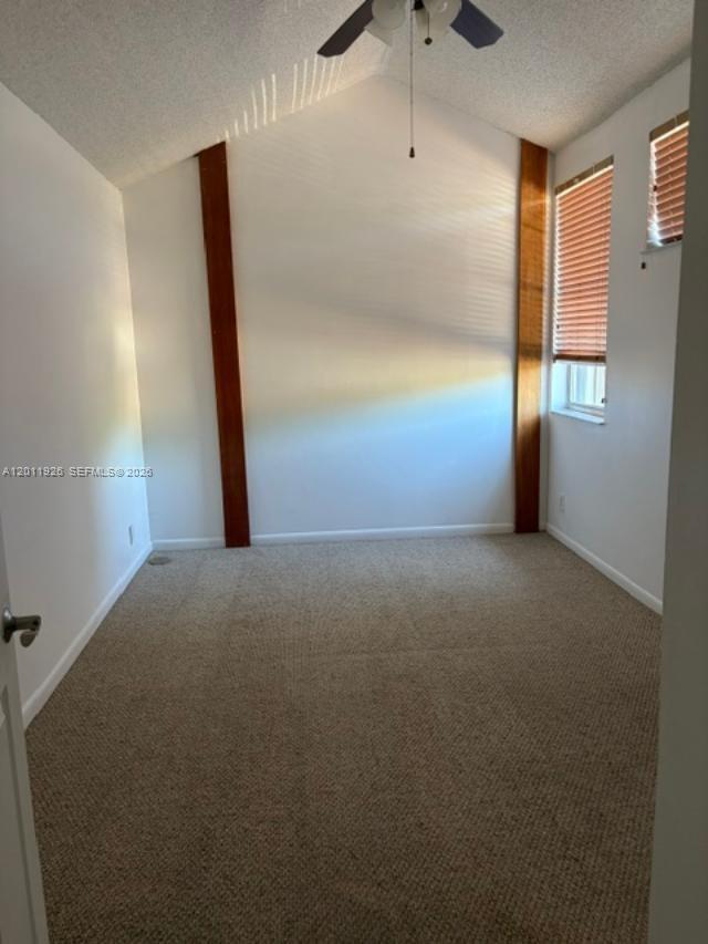 Building Photo - 667 Woodgate Ln