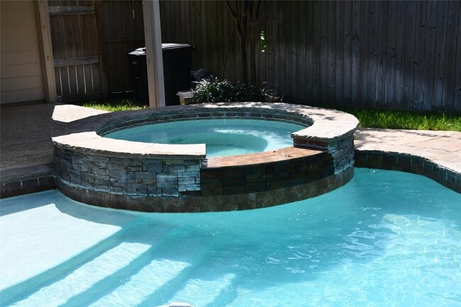 Building Photo - 18118 Cypress Valley Ln