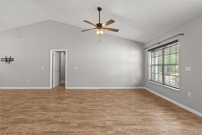 Building Photo - 17 Eugenia Ct N