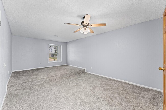 Building Photo - 11914 Meadowtrail Ln