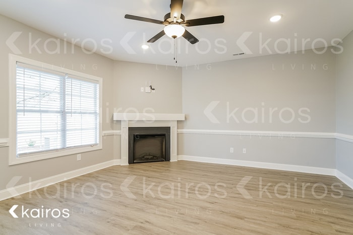 Building Photo - 3709 Oak Leaf Wy