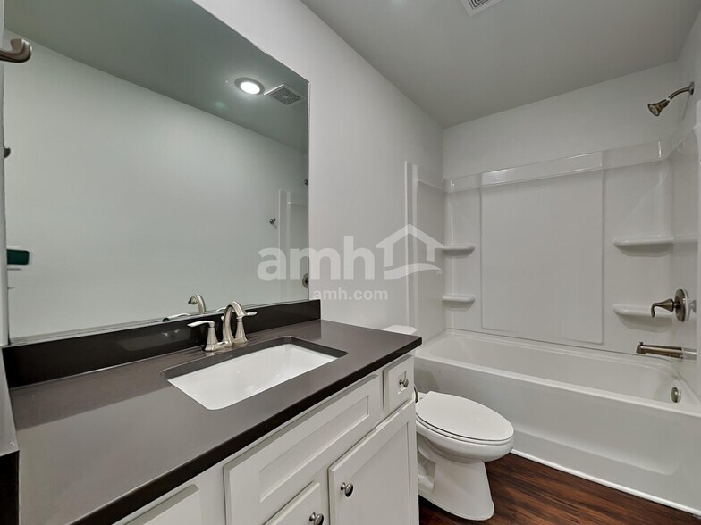 Building Photo - 738 Alcovy Ml Pk
