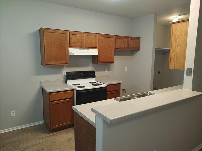 Building Photo - 1619 Constantino Cir