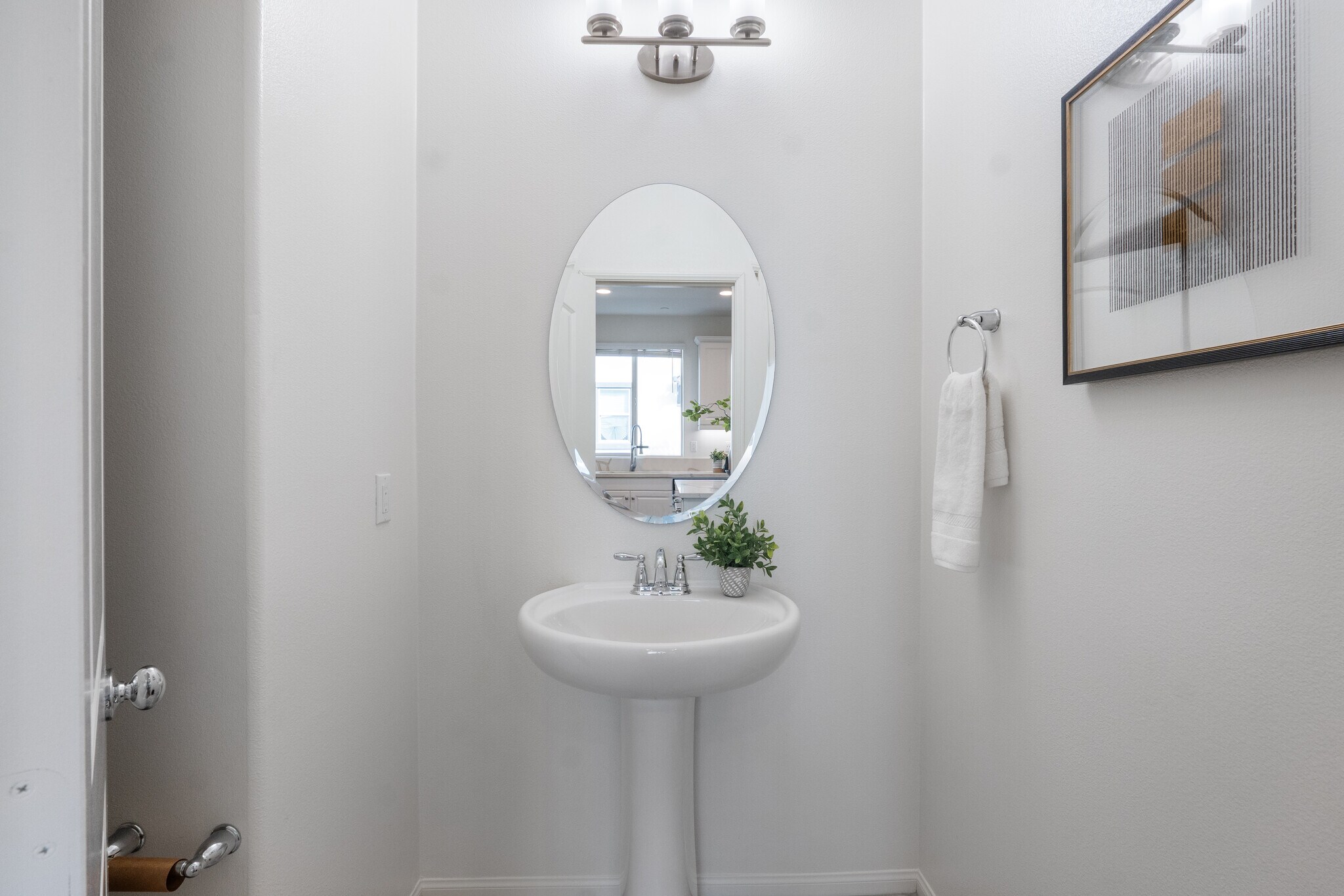 Building Photo - 2325 Verano Way