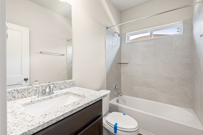 Building Photo - 8110 Bridgepointe Dr