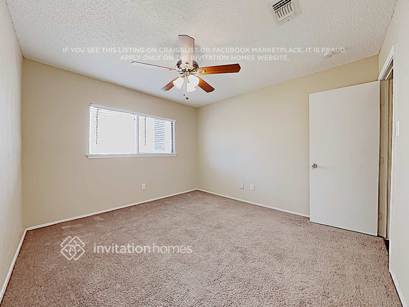 Building Photo - 503 Thorn Wood Dr