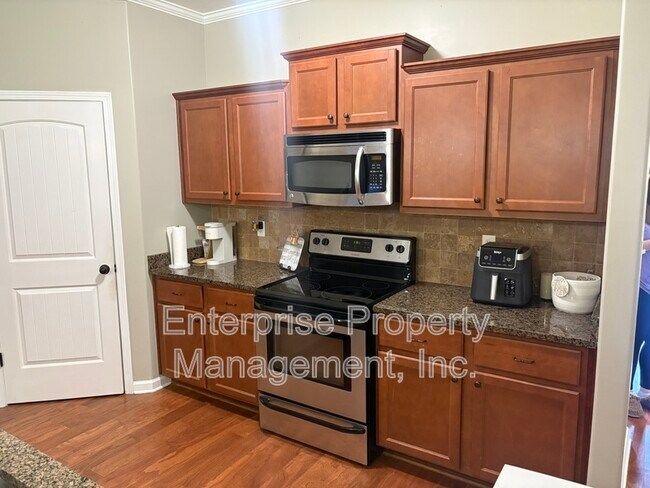 Building Photo - 6153 Lubiani Valley Dr