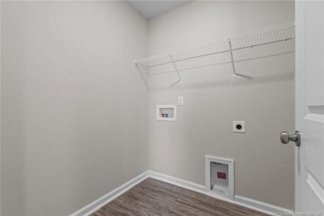 Building Photo - 205 Abercorn Wy