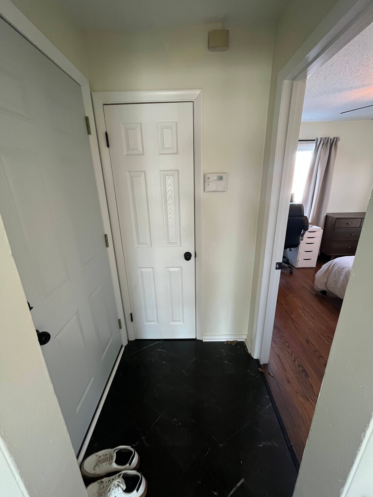 Building Photo - 3523 Valley St