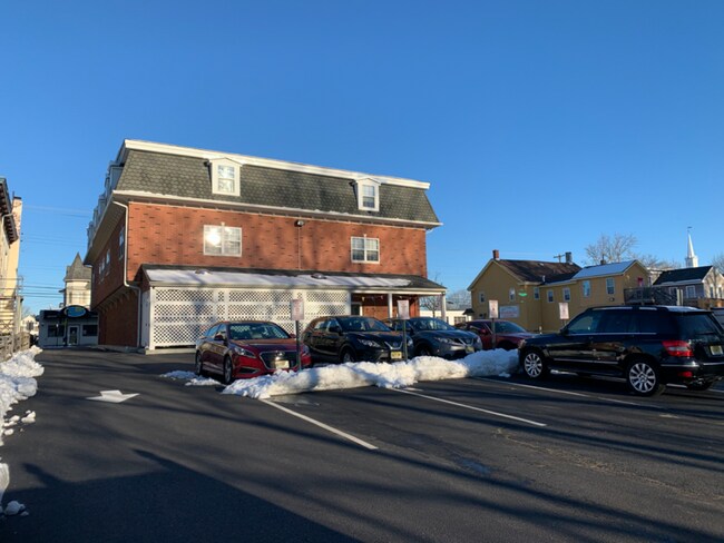 Building Photo - 1244 Kings Hwy