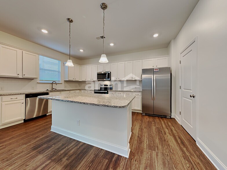 Building Photo - 215 Gershon Wy