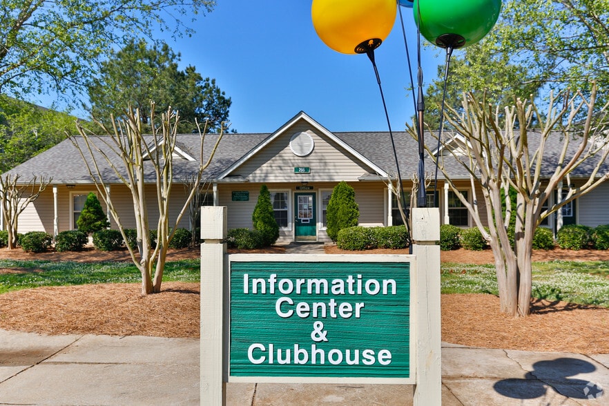 Summer Pointe Apartment Homes 296 Muellers Cir Statesville NC 28625