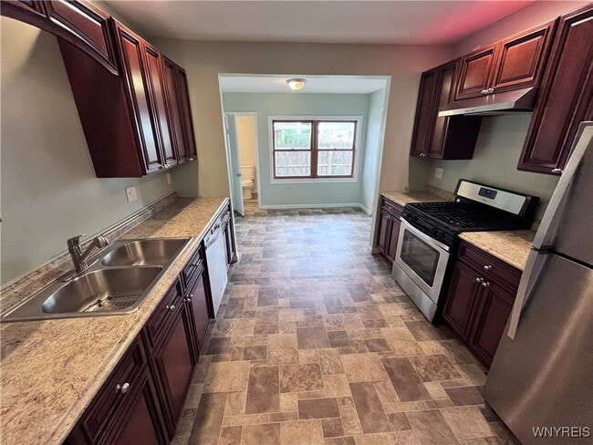 Building Photo - 45 Delham Ave