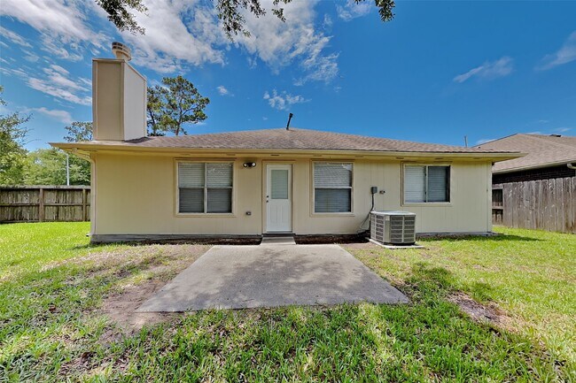 Building Photo - 26912 Castlecliff Ln