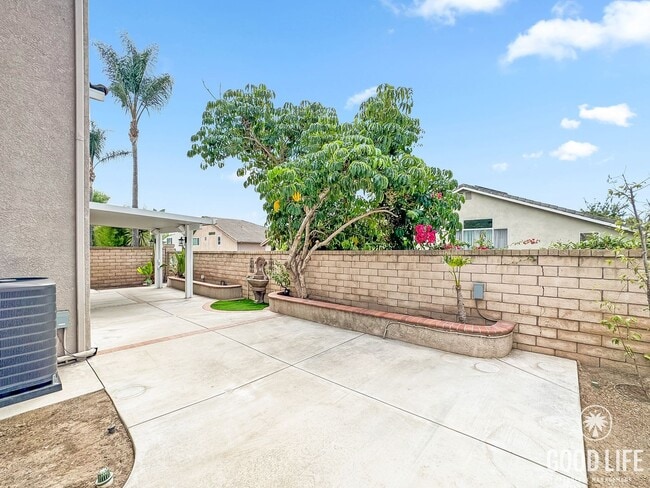Building Photo - Immaculate 4Bd/2.5Ba Spacious Home with NE...