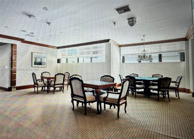 Building Photo - 5757 Collins Ave