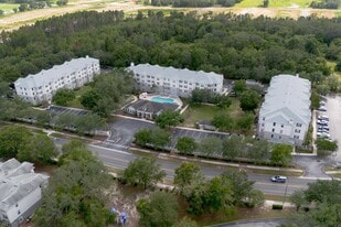 Building Photo - Silver Pointe at Leesburg