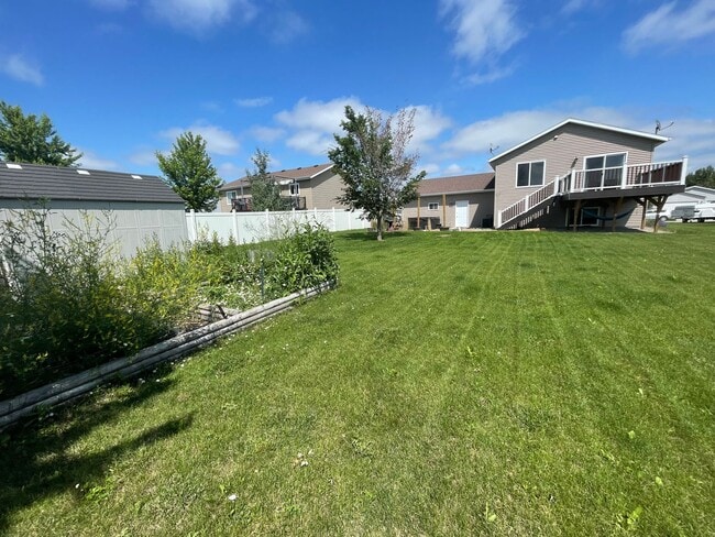 Building Photo - Live Large in This Amenity-Packed 4BR Home!