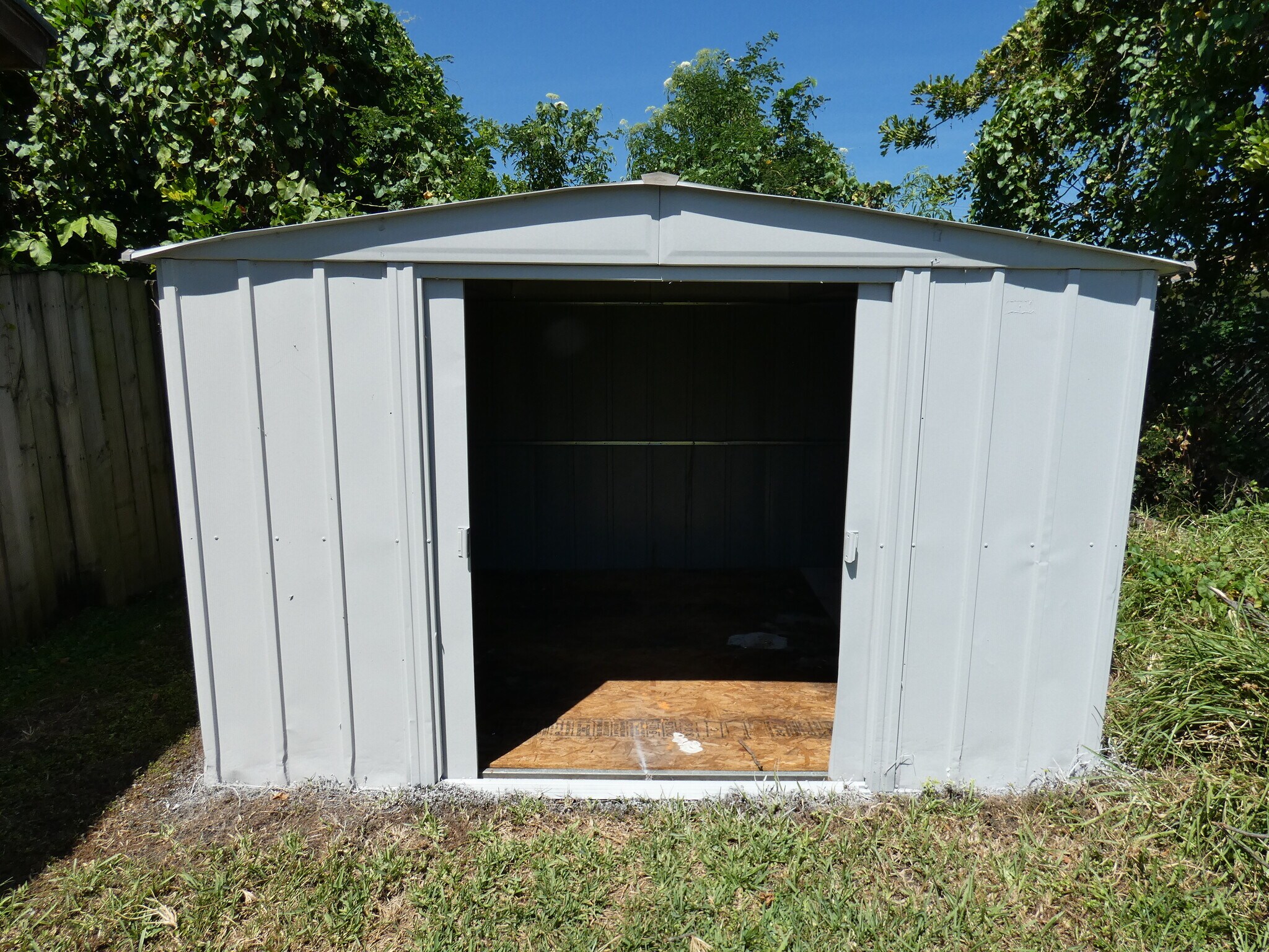 Building Photo - 14212 NE 4th Ave